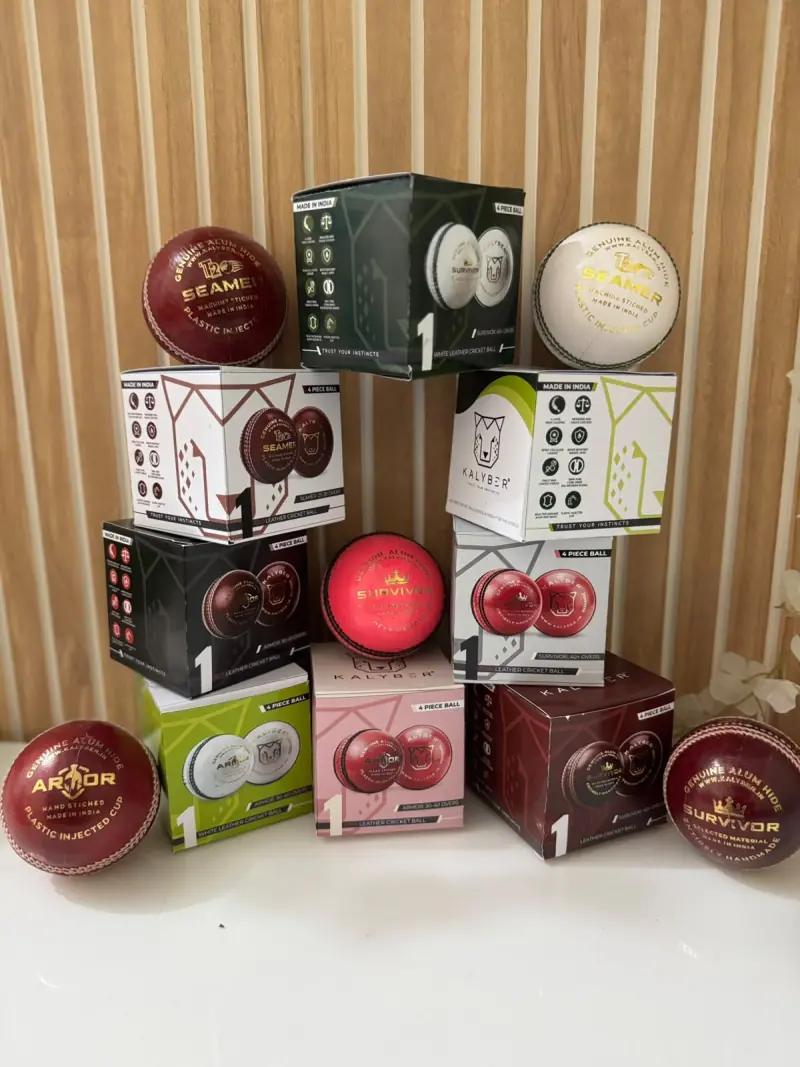 KALYBER boxes and match balls